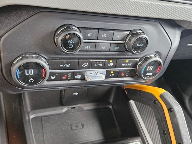 Used 2023 Ford Bronco Badlands AWD/4WD image 24
