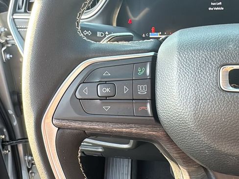 New 2025 Jeep Grand Cherokee L Limited image 25