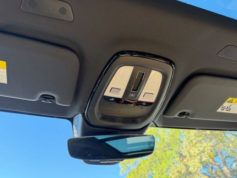 New 2026 Volvo V60 B5 Cross Country Ultra w/ Protection Package Premier image 16