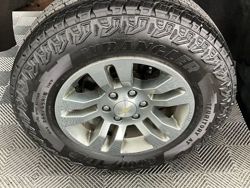 Used 2017 Chevrolet Silverado 1500 LT w/ All Star Edition AWD/4WD image 20