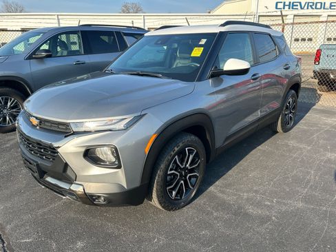 Used 2023 Chevrolet TrailBlazer ACTIV image 1