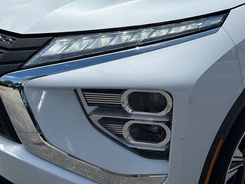 Used 2022 Mitsubishi Eclipse Cross SEL FWD image 9