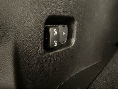 Used 2024 Ford Edge SEL image 12