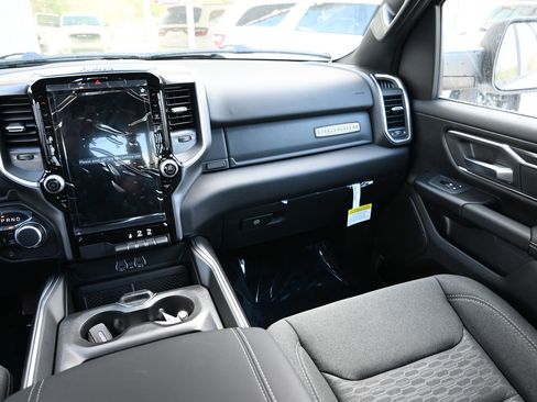 New 2026 RAM 1500 Big Horn AWD/4WD image 16