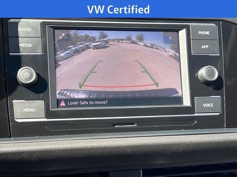 Certified 2024 Volkswagen Jetta SE w/ Panoramic Sunroof Package image 23