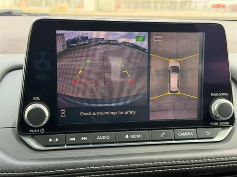 Used 2021 Nissan Rogue SV image 21