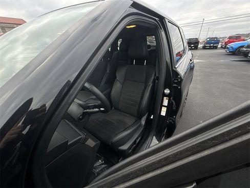 Used 2023 Mitsubishi Outlander SE image 17