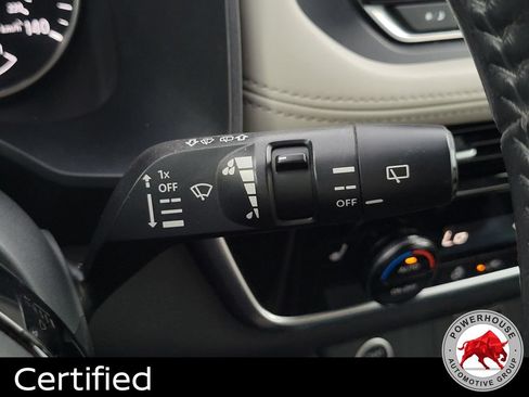 Used 2021 Nissan Rogue SV w/ Premium Package FWD image 32