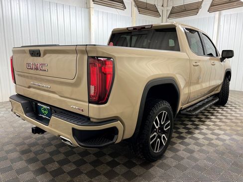 Certified 2022 GMC Sierra 1500 AT4 w/ AT4 Premium Package image 25