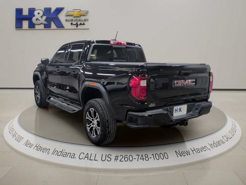Used 2025 GMC Canyon AT4 w/ LPO, Off Road Lift Package AWD/4WD image 4