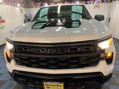 New 2026 Chevrolet Silverado 1500 Custom Trail Boss w/ Dark Appearance Package image 7