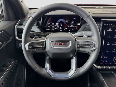 Used 2026 GMC Acadia Elevation w/ Elevation Premium Package AWD/4WD image 11