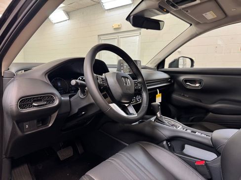 New 2026 Honda HR-V EX-L image 12