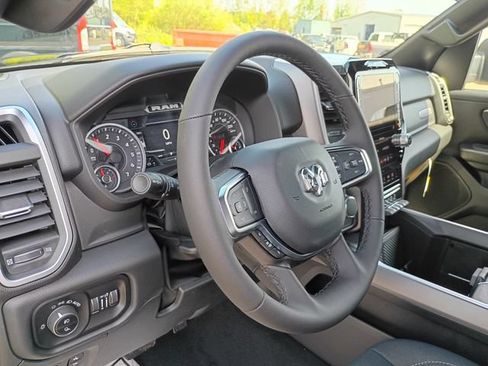 New 2026 RAM 1500 Big Horn AWD/4WD image 11