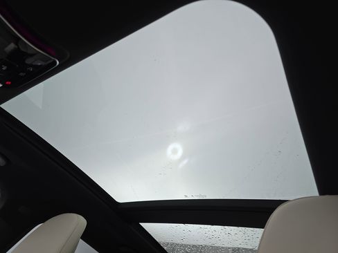 Used 2025 Mercedes-Benz GLC 300 image 29