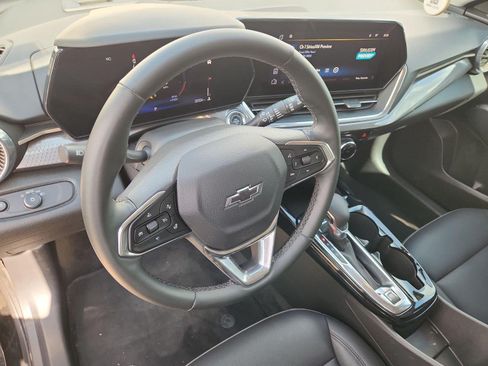 Certified 2025 Chevrolet Trax ACTIV w/ Driver Confidence Package FWD image 4