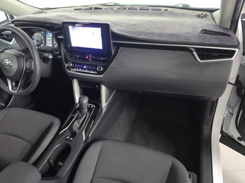 Used 2023 Toyota Corolla Cross LE image 21