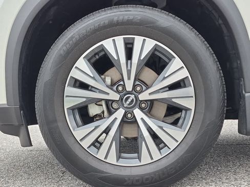 Used 2023 Nissan Rogue SV AWD/4WD image 6