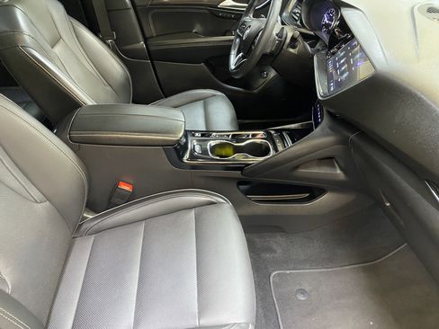 Used 2023 Buick Envision Essence image 24