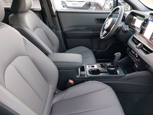 New 2026 Subaru Outback Limited AWD/4WD image 10