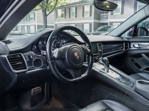 Used 2011 Porsche Panamera 4 AWD/4WD image 37