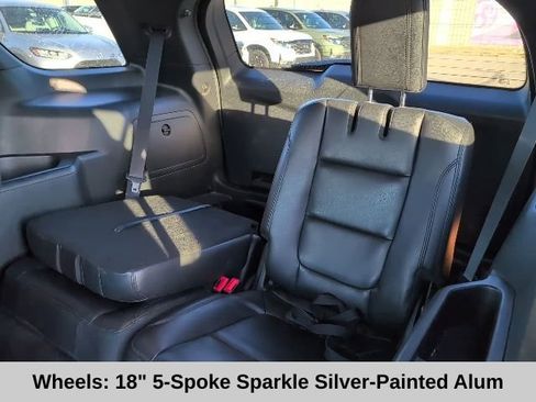 Used 2018 Ford Explorer XLT w/ Equipment Group 202A image 14