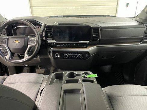 Used 2023 Chevrolet Silverado 1500 LT AWD/4WD image 13