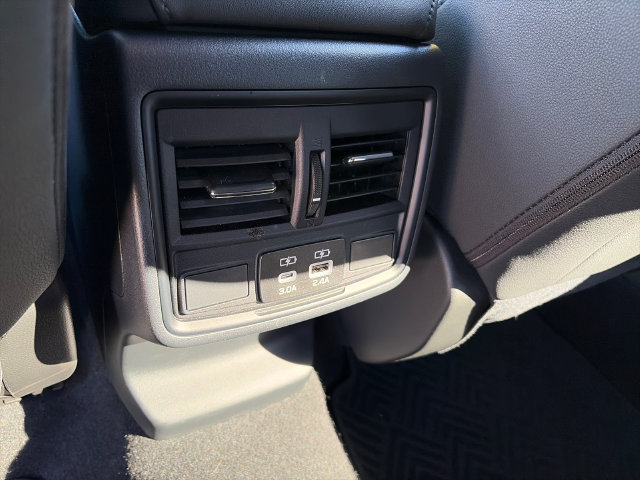 Used 2026 Subaru Outback Premium AWD/4WD image 18