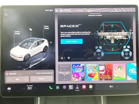 Used 2026 Tesla Model Y AWD image 56