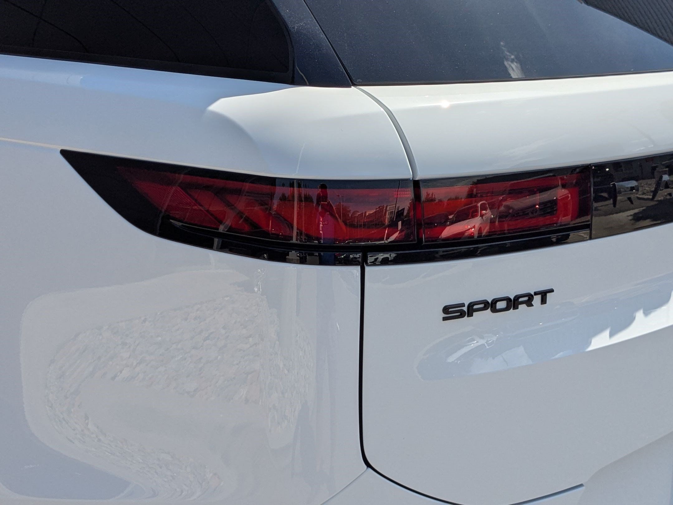 New 2026 Land Rover Range Rover Sport Dynamic SE AWD/4WD image 11