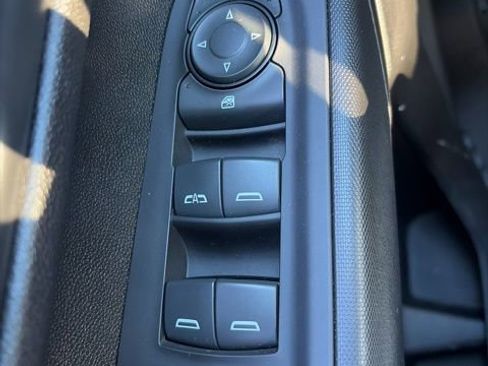 Used 2022 GMC Sierra 3500 Pro w/ Convenience Package image 30