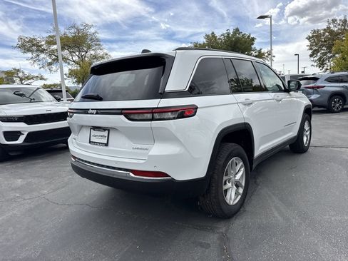 New 2025 Jeep Grand Cherokee Laredo X w/ Trailer Tow Package image 8