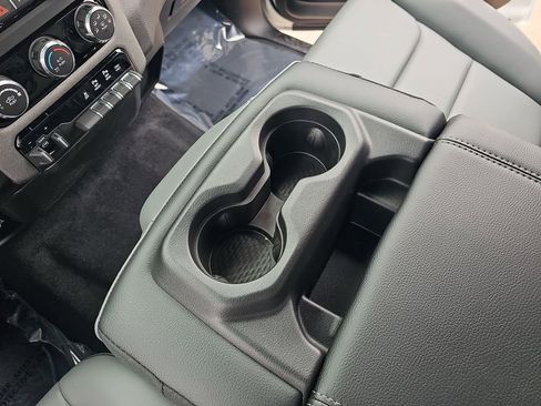 New 2026 RAM 1500 Tradesman AWD/4WD image 23