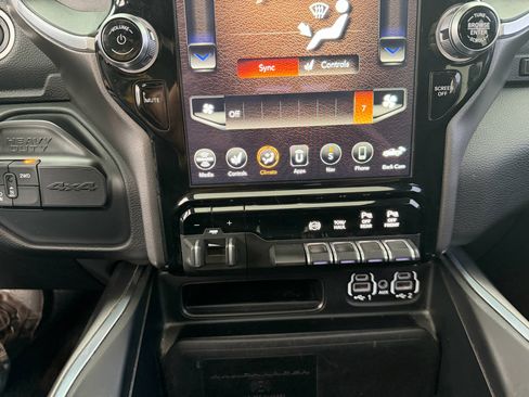 Used 2021 RAM 2500 Laramie image 35