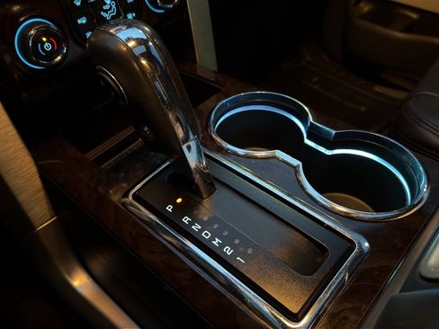 Used 2013 Ford F150 Platinum image 31