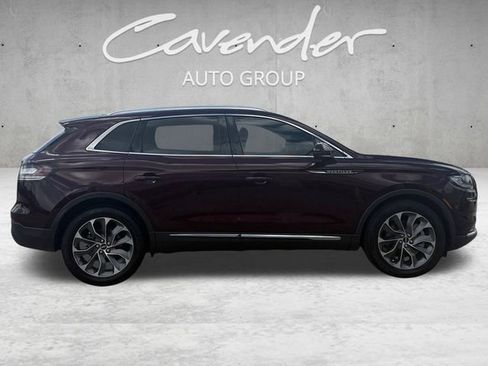 Used 2022 Lincoln Nautilus Reserve FWD image 17