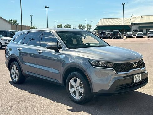 Used 2021 Kia Sorento LX AWD/4WD image 7