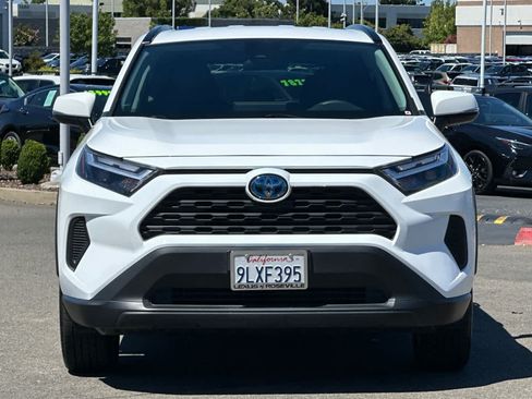 Used 2024 Toyota RAV4 XLE AWD/4WD image 10