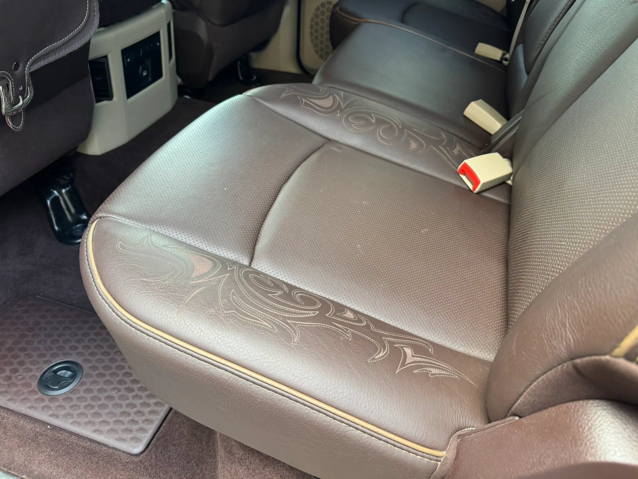 Used 2016 RAM 1500 Laramie Longhorn w/ Convenience Group RWD image 20