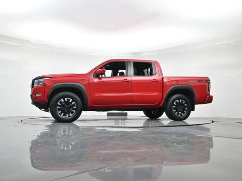 Used 2023 Nissan Frontier PRO-4X w/ Technology Package AWD/4WD image 35