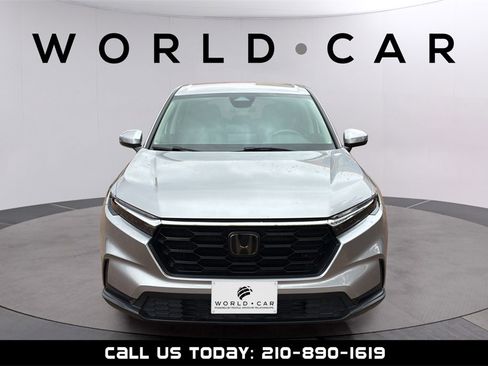 Used 2023 Honda CR-V LX image 5