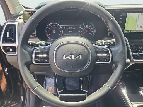 Certified 2023 Kia Sorento X-Line EX AWD/4WD image 30