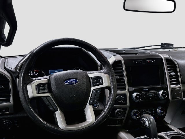 Used 2019 Ford F150 Lariat w/ Equipment Group 502A Luxury AWD/4WD image 18