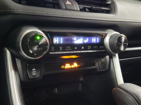 Certified 2025 Toyota RAV4 XLE image 29