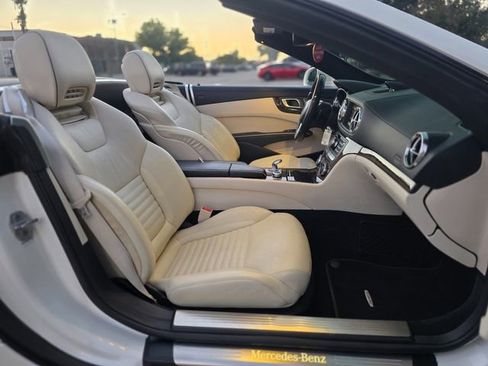 Used 2013 Mercedes-Benz SL 550 SL 550 image 47