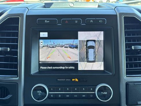 Used 2021 Ford Expedition Platinum RWD image 26