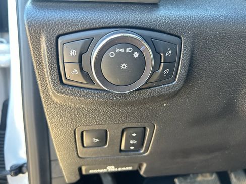 Used 2019 Ford F250 Lariat w/ Lariat Ultimate Package image 24