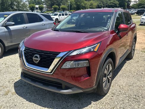 Used 2023 Nissan Rogue SV AWD/4WD image 1