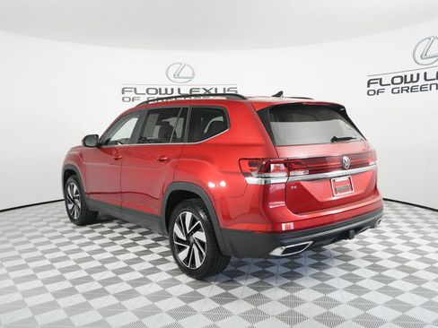 Used 2024 Volkswagen Atlas SE image 4