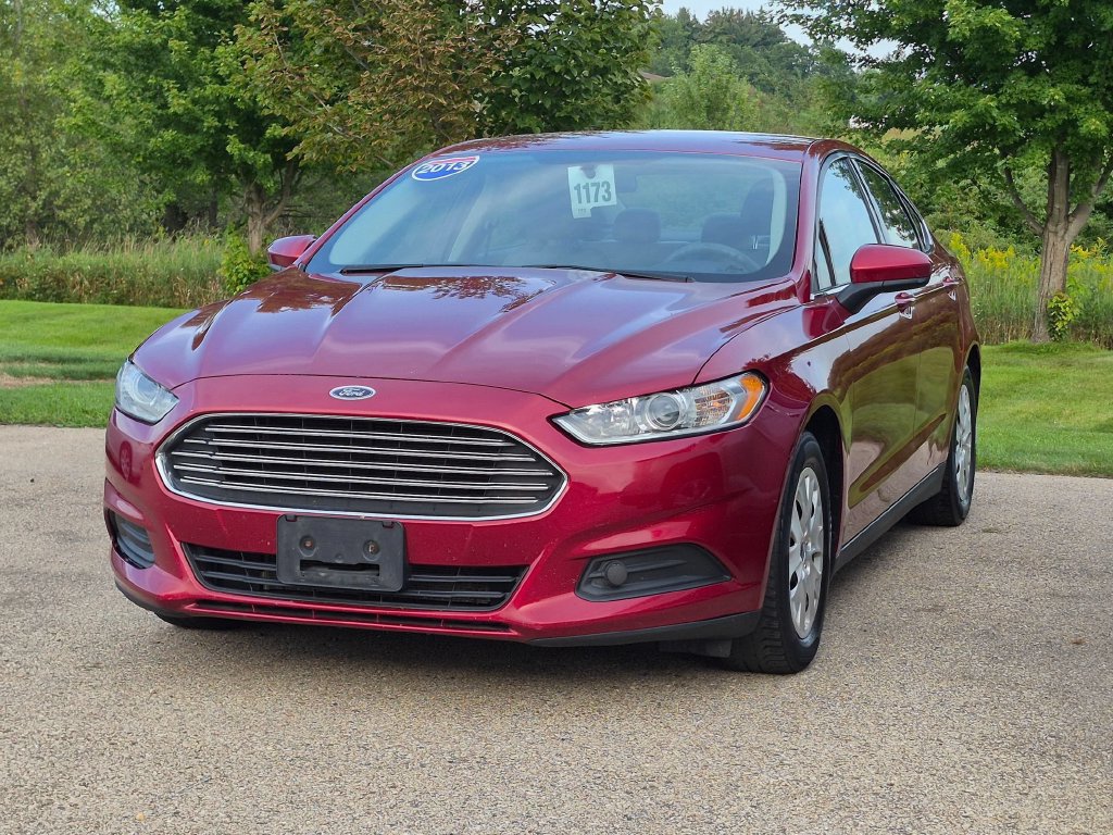 Used 2013 Ford Fusion S FWD image 3